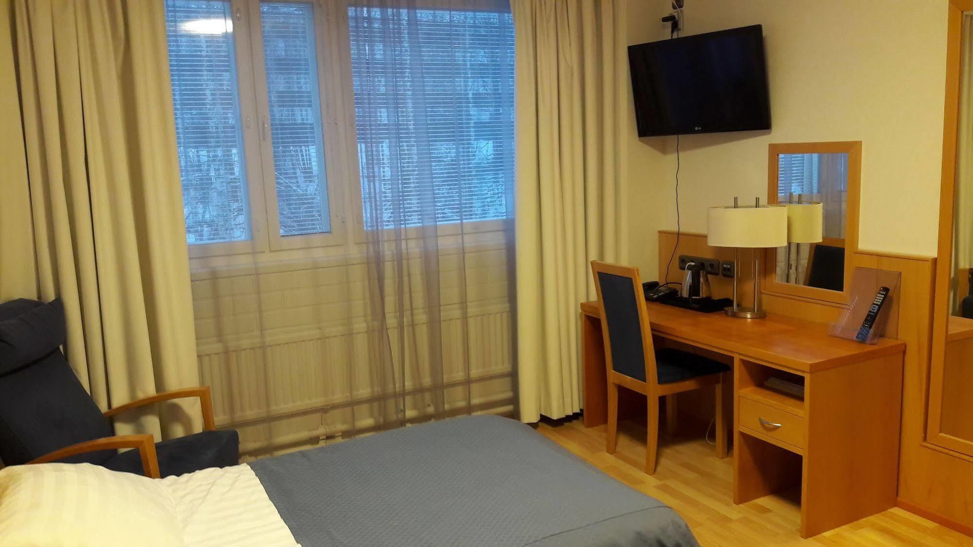 Economy Hotel Savonia Kuopio Kültér fotó